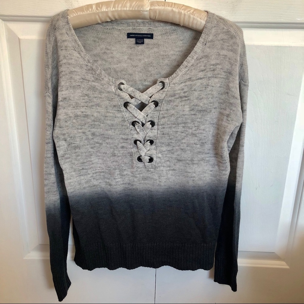 Lace-Up Ombré Long-Sleeve Sweater - Gray